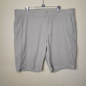 Under Armour Men's UA Tech Logo 9.5" Shorts 1350071-289 Khaki Beige-Size 40 Golf